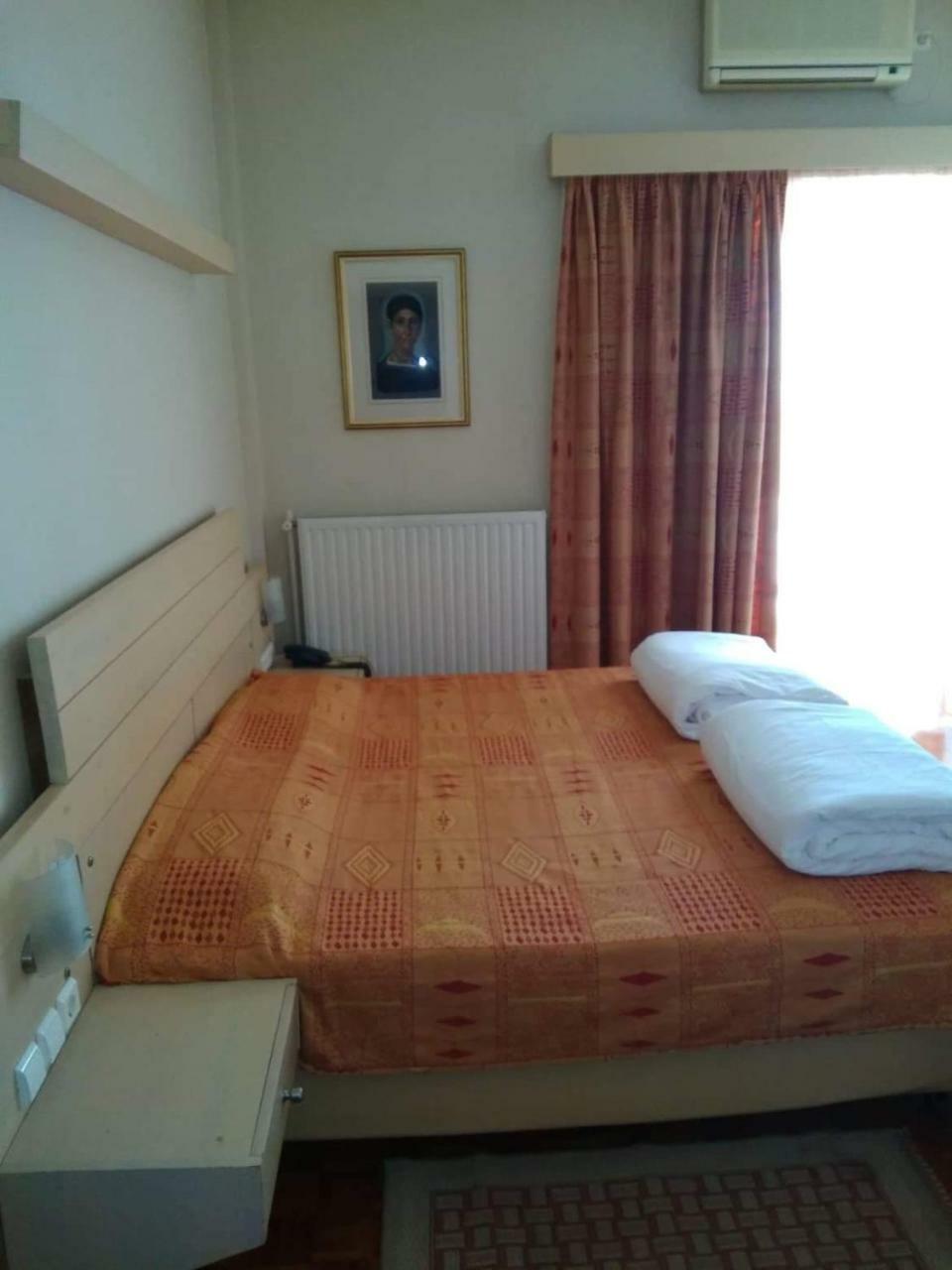 Hotel Kypreos Kamena Vourla Ngoại thất bức ảnh
