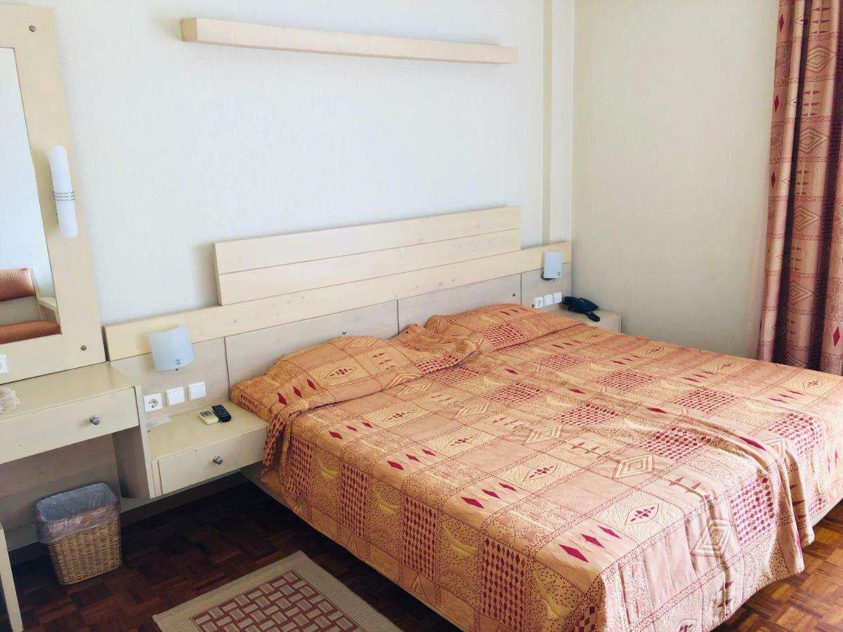 Hotel Kypreos Kamena Vourla Ngoại thất bức ảnh